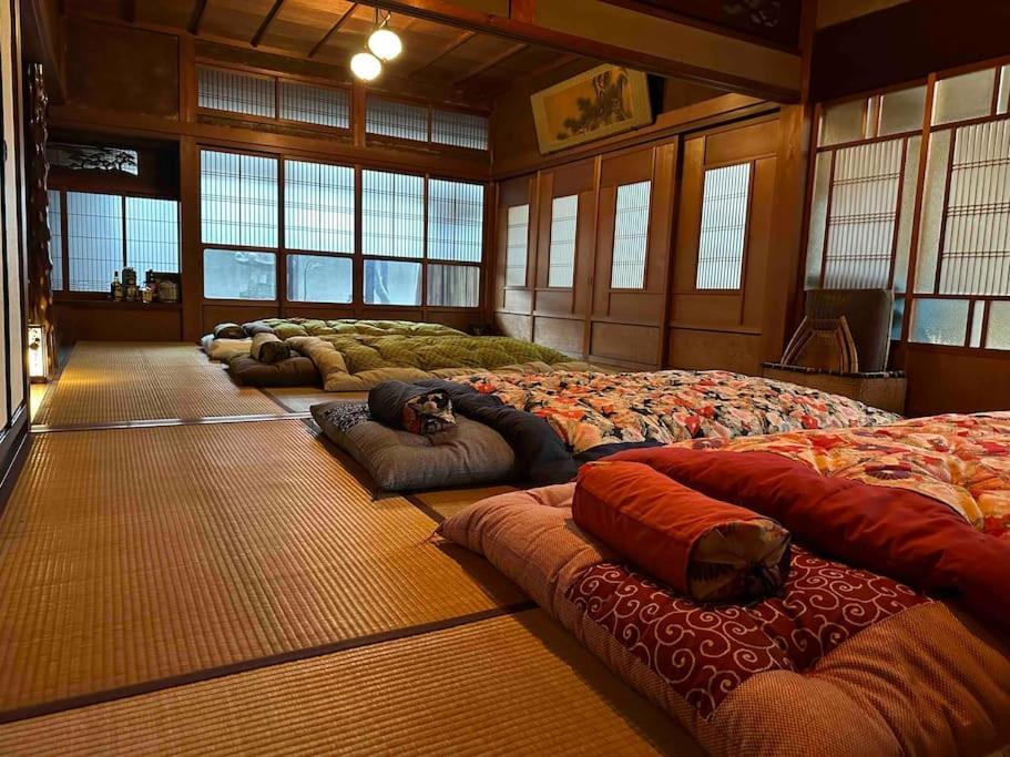 Готель Old Japanese House Tondabayashi Екстер'єр фото