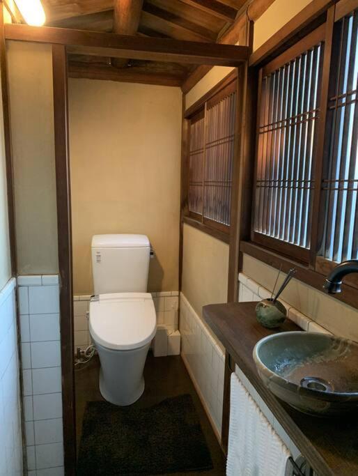 Готель Old Japanese House Tondabayashi Екстер'єр фото